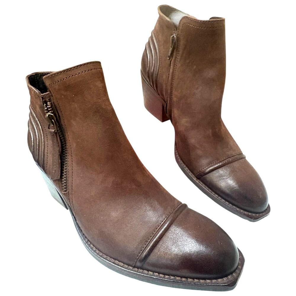 Paul Green‎ Diandra Brown Leather Cap Toe Ankle Bootie